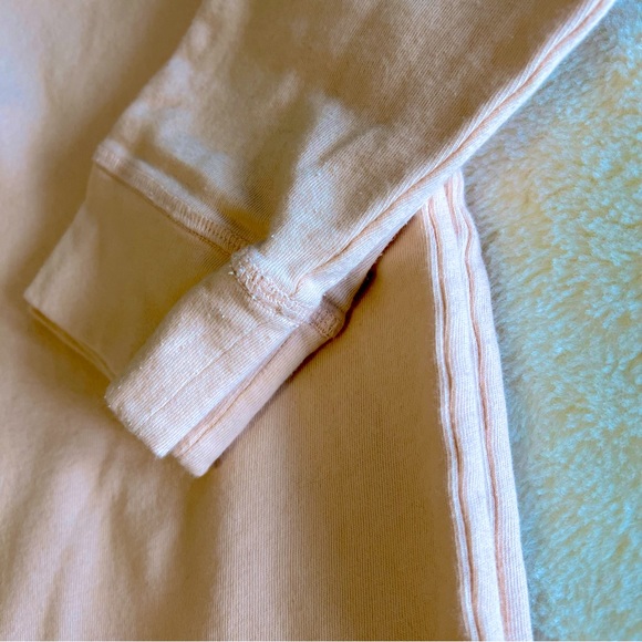 Aritzia Top! - Picture 3 of 9